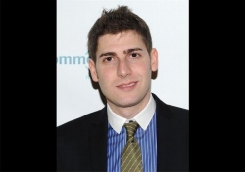 爱德华·萨维尔林(Eduardo Saverin) 爱德华·萨维尔林(Eduardo Saverin)
