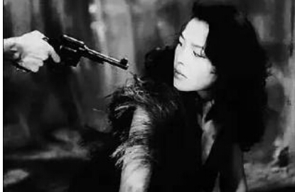 如果世界上只剩一个女人